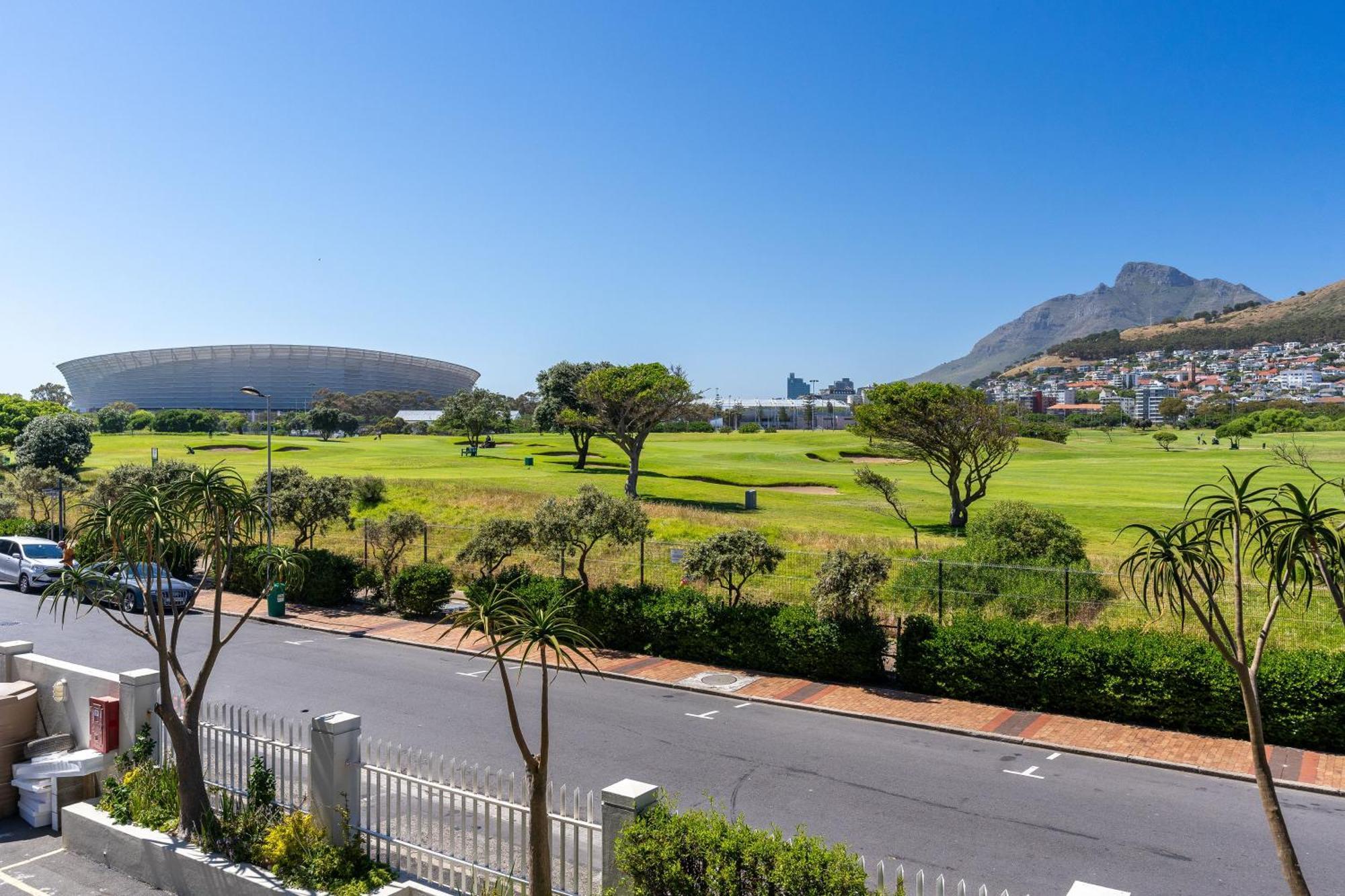 Mouille Point Places - Studios & Apartments 케이프타운 객실 사진